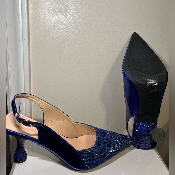 Blue Shimmer Heels with Futuristic Finish - Picture 7 of 10